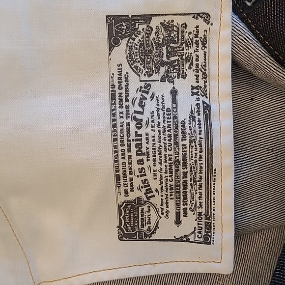 LEVIS 501 Jeans.  Men's size 50/32 - Picture 3 of 7